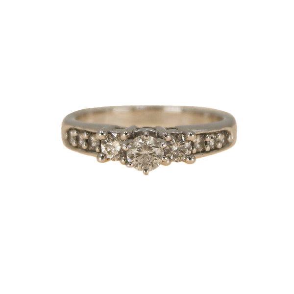 14ct White Gold Engagement Ring Pre owned