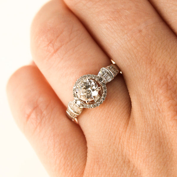 0.75ct Diamond Ring Halo Pre owned