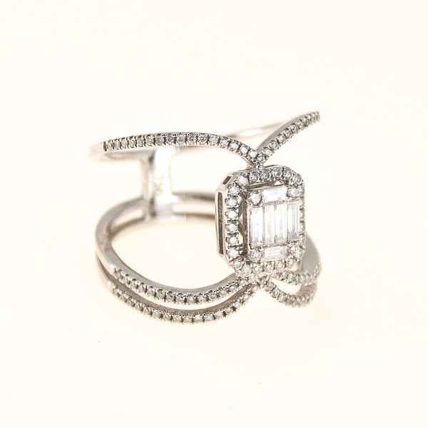 18k White Gold Occasion Ring