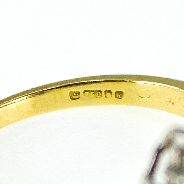 18K Gold Diamond Cluster ring Pre owned