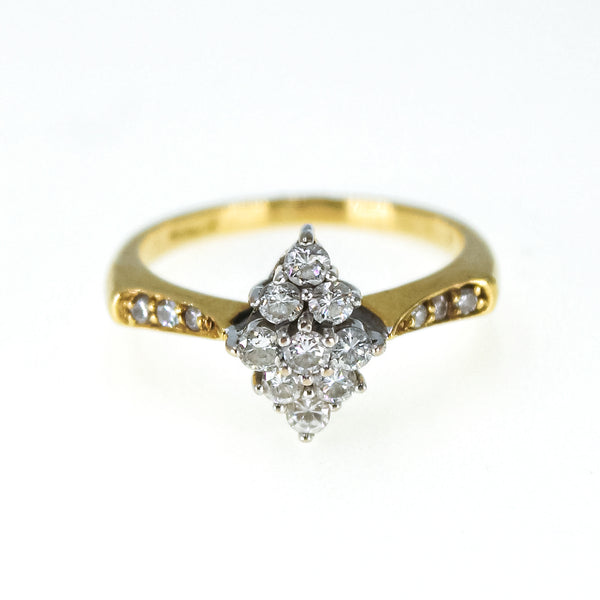 18K Gold Diamond Cluster ring Pre owned