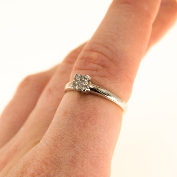18k Gold 0.50ct Princess-Cut Diamond ring Pre owned