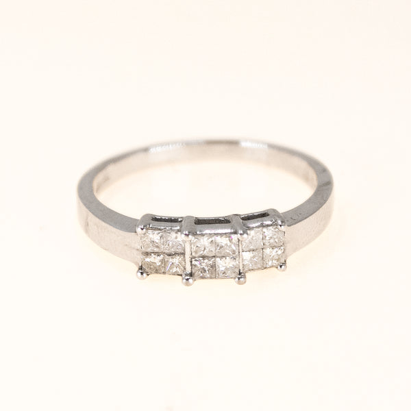 Princess Cut Diamond Trilogy ring