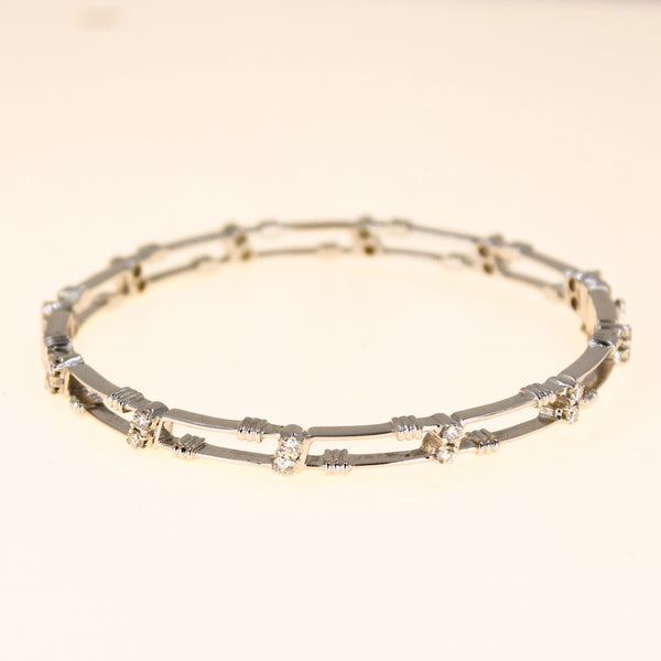 18k White Gold Diamond Bangle