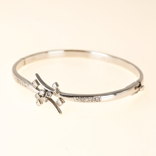 9k White Gold & Diamond Bangle