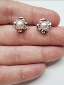 18K White Gold earrings with pink Pearls and small Diamonds, Pearl Jewellery
