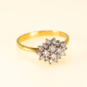 18K Gold Diamond Cluster ring Pre owned